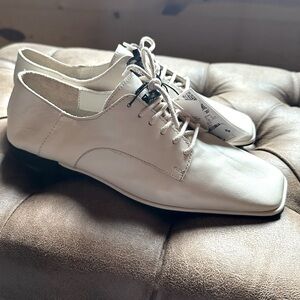 New ZARA LOW HEEL SQUARE TOE LEATHER SHOES Size 6